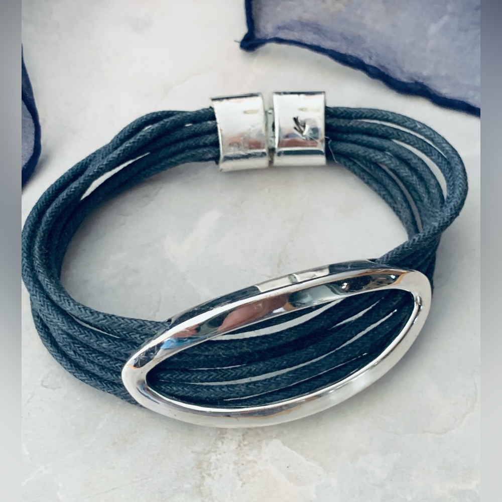 Kenneth Cole Navy Blue and Silver Bracelet